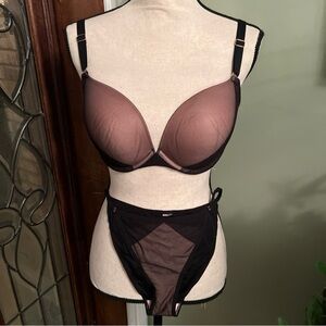 Elegant Black/Nude Women's Intimate Set